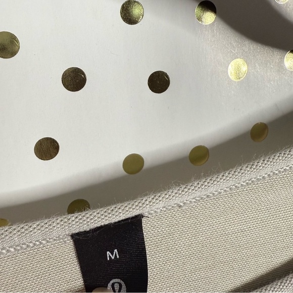 Lululemon Men's Shirt - Picture 3 of 8